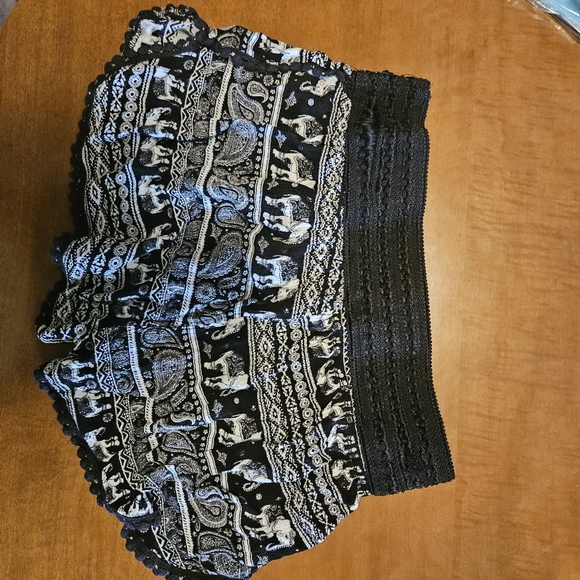 No Boundries Elephant shorts size medium 7-9 - Picture 14 of 16